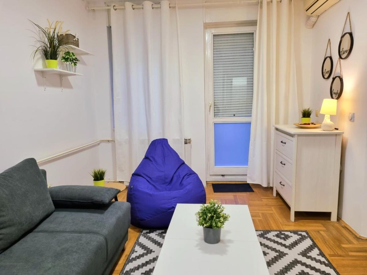 Klara 23 * Belgrad